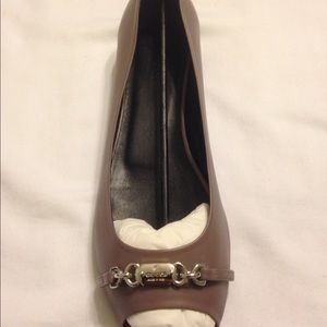 Gucci SALANDIA Peep Toe flat, Women’s 9.5